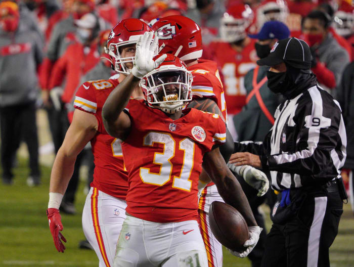 Darrel Williams (31) reacts against the Buffalo Bills during the fourth quarter in the AFC Championship Game